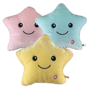 Coussin en peluche étoile assorti de 40 cm avec lumière LED - Product Image 1