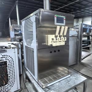 Macchina Professionale per Gelato Soft a 3 Ugelli in Acciaio Inox per Ristoranti e Caffetterie - Product Image 2
