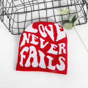 LOVE NEVER FAILS Hip-Pop Slogan Unisexe Y2K Bonnet à la mode en tricot élastique pour femmes/hommes Crâne chaud C pour le cyclisme d'hiver - Product Image 5