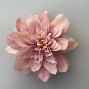 Nuevos Accesorios de Flores de Fantasía para Manualidades, Decoración del Hogar, Fotografía Artística y Decoraciones para el Día de San Valentín - Product Image 4