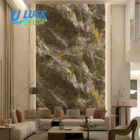 Panneau mural en plastique WPC moderne insonorisé avec revêtement UV sans joint, recyclable et durable pour la décoration intérieure