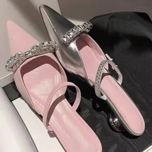 Verano nuevo dulce versátil Baotou tacón medio paso en medias pantuflas de mujer A619 - Product Image 1