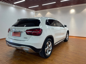 Boutique SUV <span class=keywords><strong>Mercedes</strong></span>.Benz <span class=keywords><strong>GLA</strong></span> 2018 <span class=keywords><strong>GLA</strong></span> 200 Dynamic White <span class=keywords><strong>Hybrid</strong></span> Turbo Gas Engine Haute Qualité FWD Car Auto Vente de Gros Pas Cher - Product Image 3
