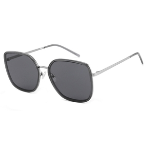 Oversized Square Sunglasses Polarized UV400 Metal Frame Gray Lenses Unisex Fashion <b>Eyewear</b> for Outdoor Daily Wear - Product Image 5