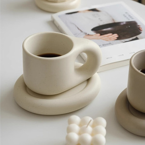 Juego <span class=keywords><strong>de</strong></span> Taza y Plato <span class=keywords><strong>de</strong></span> Cerámica Nórdica, <span class=keywords><strong>Diseño</strong></span> Único, Taza <span class=keywords><strong>de</strong></span> Té Gruesa y Linda, Taza <span class=keywords><strong>de</strong></span> Cerámica Personalizada para Regalo - Product Image 3