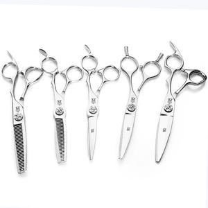 Nuovo <span class=keywords><strong>Set</strong></span> Professionale per Taglio Capelli 5 Pezzi, <span class=keywords><strong>Set</strong></span> di Forbici Professionali <span class=keywords><strong>da</strong></span> <span class=keywords><strong>Parrucchiere</strong></span> e Barbiere - Product Image 2