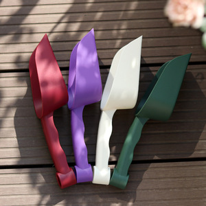 Pelle de jardin en plastique Old Flower Farmer, à embout carré, manche en T, 120-140 cm, pour la plantation, la fertilisation, utilisation en extérieur - Product Image 1