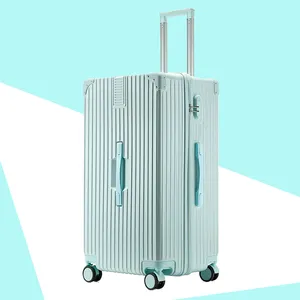 男女通用旅行行李箱大容量铝制行李箱，带旋转脚轮，由耐用的聚氨酯材料制成