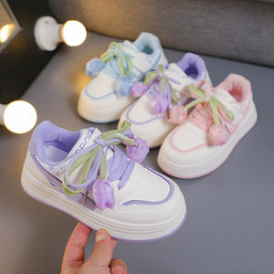 2025 zapatos de tulipán para niñas, zapatillas de deporte de moda, mocasines deportivos blancos de suela blanda con patrón de logotipo elegante, zapatos informales para niños - Product Image 6