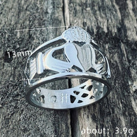 Kadınlar için Claddagh Kalp Yüzüğü, 13mm, Beyaz Altın Kaplama Pirinç Vintage Eller Kalp Tutuyor Bantlı, Beyaz Altın