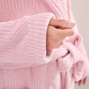 Peignoirs de luxe en gros pour hommes et femmes, peignoirs d'hiver en polaire, <span class=keywords><strong>col</strong></span> châle, peignoirs de spa en peluche douce avec marque personnalisée - Product Image 6