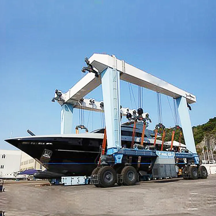 Small Boat Lifting Gantry Crane Rubber Tyred Marine Travel Lift 500 Ton 350 Ton 300 Ton 200 Ton Boat Hoist 5 Ton Crane