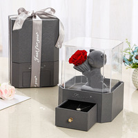 Boîte à bijoux romantique pour la Saint-Valentin, avec un ours, une fleur éternelle, un collier, une boucle d'oreille, une fleur, adaptée à la fête des mères
