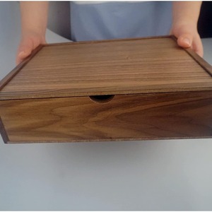 Caja de almacenamiento de madera rectangular de nogal, caja de regalo hecha a mano para fotos, anillos, joyas, organización - Product Image 2