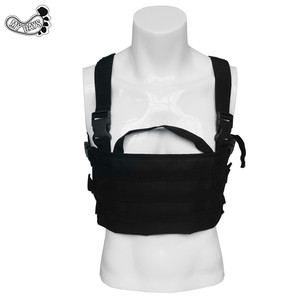 เสื้อกั๊กยุทธวิธี MOLLE สำหรับเอาตัวรอดกลางแจ้ง กระเป๋าเป้สะพายหลังแบบปรับได้ ขนาดเดียวใส่ได้ทุกคน สีดำลายพราง - Product Image 5