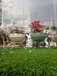 Couvre-<span class=keywords><strong>pot</strong></span> de fleurs en tôle de fer vieilli rétro pour pots de fleurs et jardinières - Product Image 1