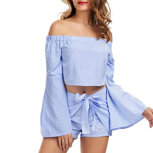 Personalizar mujeres fuera del hombro <span class=keywords><strong>manga</strong></span> <span class=keywords><strong>larga</strong></span> tipo campana <span class=keywords><strong>Crop</strong></span> <span class=keywords><strong>Top</strong></span> y pantalones cortos a rayas Set - Product Image 1