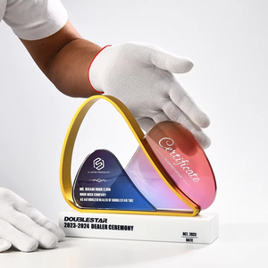 Trofeo de metal de gama alta Premio de medalla creativa Podio con Crystal Mountain Personal excepcional Artesanía de cristal anual - Product Image 2