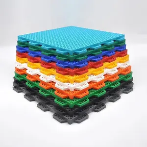 Revêtement de sol sportif Matériau du carrelage Tapis de terrain de basket en plastique PP