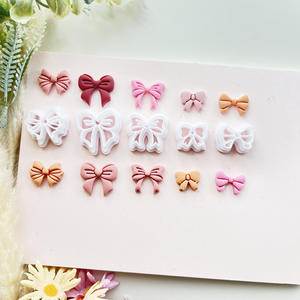 Molde cortador de arcilla polimérica de cerámica suave de Navidad, guirnalda de lazo, molde de corte en relieve, herramienta de fabricación de joyas colgantes para pendientes DIY - Product Image 2