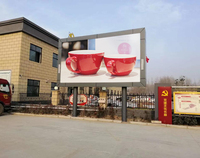 Panneau LED matriciel à pixels IP65 haute luminosité P2.5 pour affichage extérieur avec graphiques pour magasin de détail