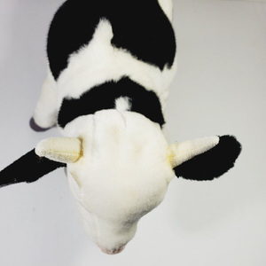 Peluche de Vaca Realista de Pie, 1524, Personalizado, CPC, Juguete de Peluche Gigante Blanco y Negro, Venta al por Mayor, ODM - Product Image 4