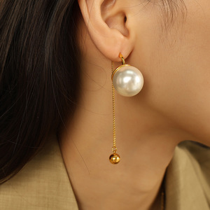 ต่างหูมุกทรงหยดน้ำ จี้ลูกบอลโซ่ทอง เครื่องประดับมุกสีขาวสำหรับผู้หญิง สวมใส่ได้ทุกวัน - Product Image 4