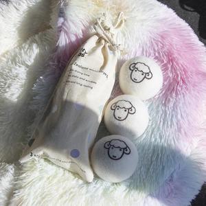 Boule d'impression 7cm Blanc NOUVEAU Design Cochon Animaux Boules De Couleur Boules De Sèche-Linge En Laine Personnalisées - Product Image 1