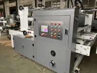 Gluer automatique de dossier pour le rendement élevé ondulé de carton à pâtes collant des machines