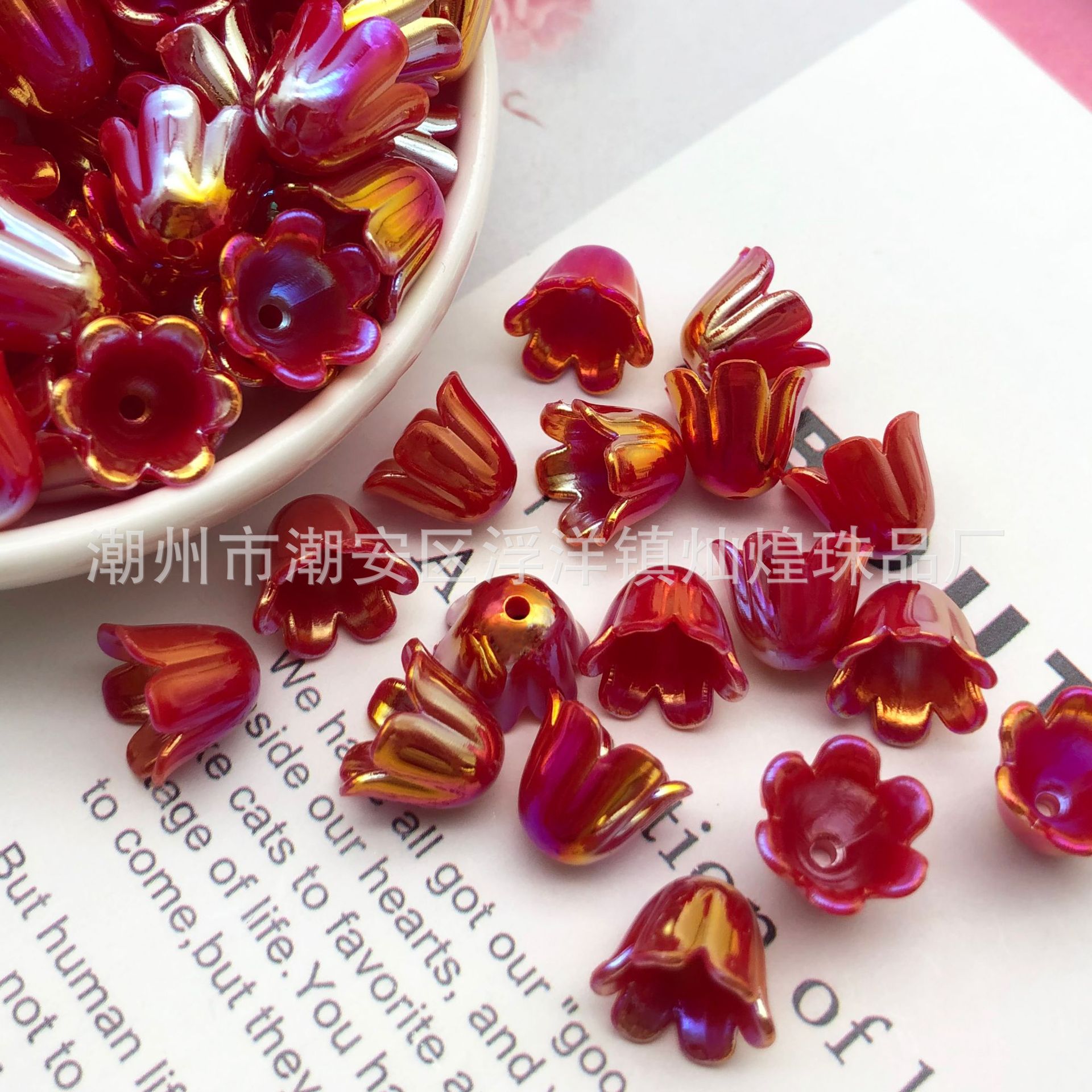 63 Grande campanule rouge couleur unie