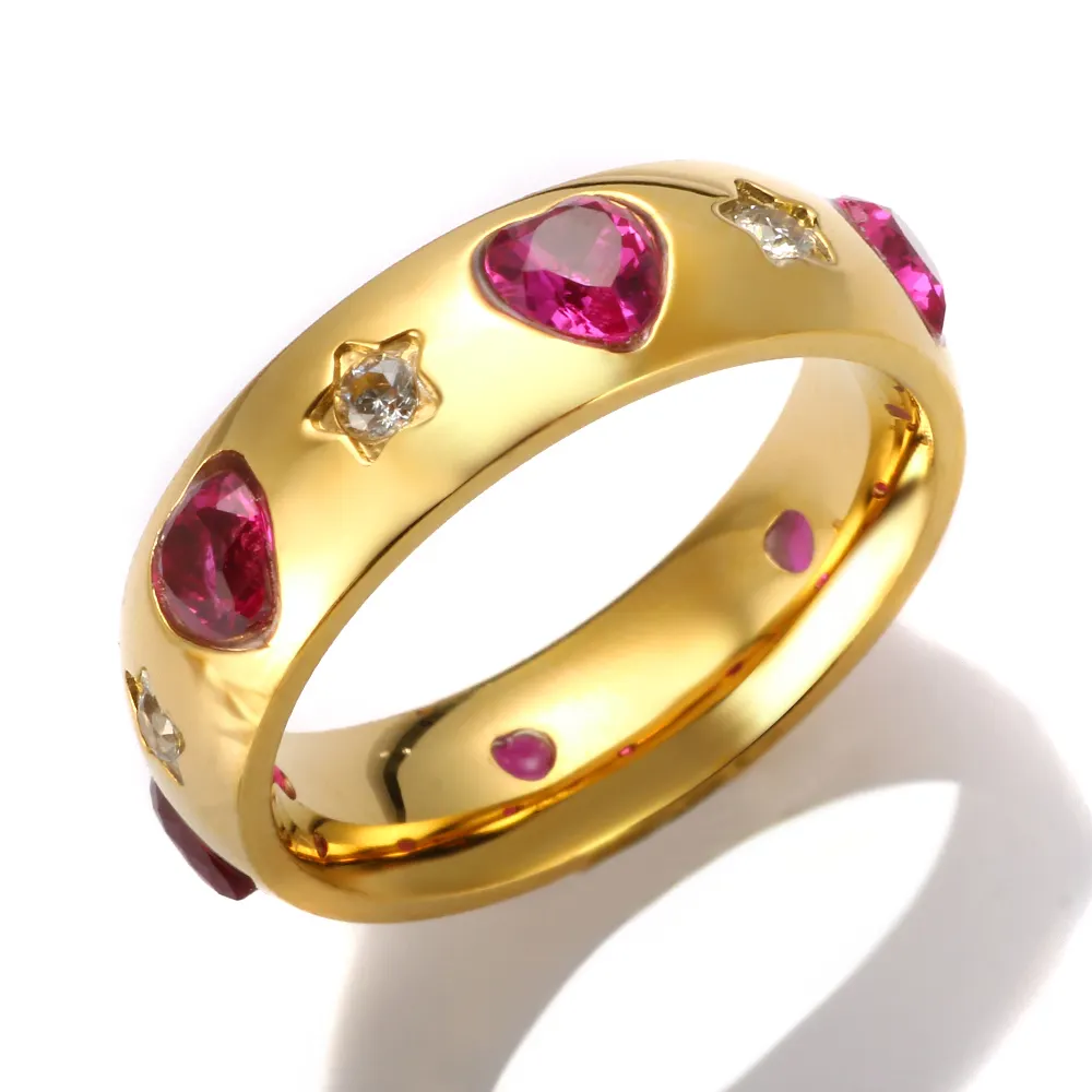 Alta qualità No Fade gioielli da donna in acciaio inossidabile 18K PVD placcato oro CNC impostazione rosa rosso amore zircone stella anello per le donne