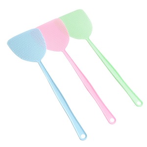 Plastic Fly Swatter Extended Handle Durable Mosquito Killer Household <b>Pest</b> <b>Control</b> Tool - Product Image 2