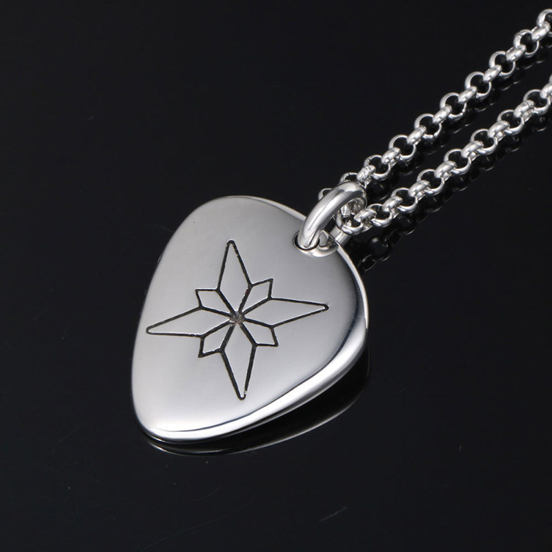 SP667 single pendant, no chain