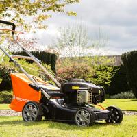 Tondeuse à essence Yard Force 41cm avec moteur 125 cm3 Briggs et Stratton 300E GM B41