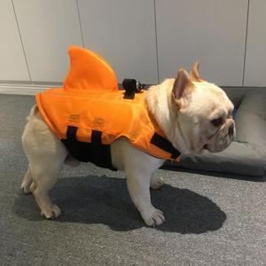 Chaleco salvavidas para bulldog francés, diseño de tiburón azul, chaleco de natación para perros, equipo de seguridad acuática - Product Image 2