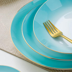 Service de table de luxe nordique 68 pièces le plus vendu – Assiettes et bols en porcelaine fine, kit de tasses minimalistes en porcelaine, coffret cadeau - Product Image 4