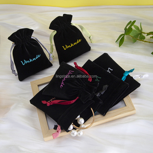 9*12cm Small Velvet Jewelry Pouch Drawstring Pocket Purse Luxury Black Soft Bag for Lipsticks Earrings Necklace Rings - Product Image 2