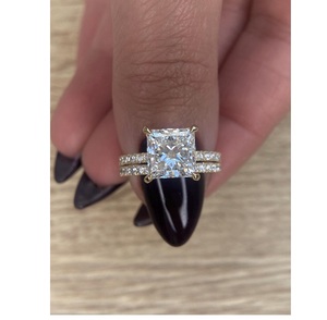 Anillo de Compromiso con Diamante Cultivado en Laboratorio, Corte Princesa de 3.50CT, D VVS2, Corte Cuadrado Incoloro, Solitario, Oro de 14K, Anillo de Lujo Certificado - Product Image 1