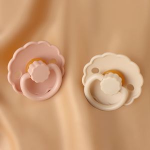 Sucette orthodontique en latex de caoutchouc naturel sans BPA pour bébés de 0 à 12 mois – Vente en gros - Product Image 3