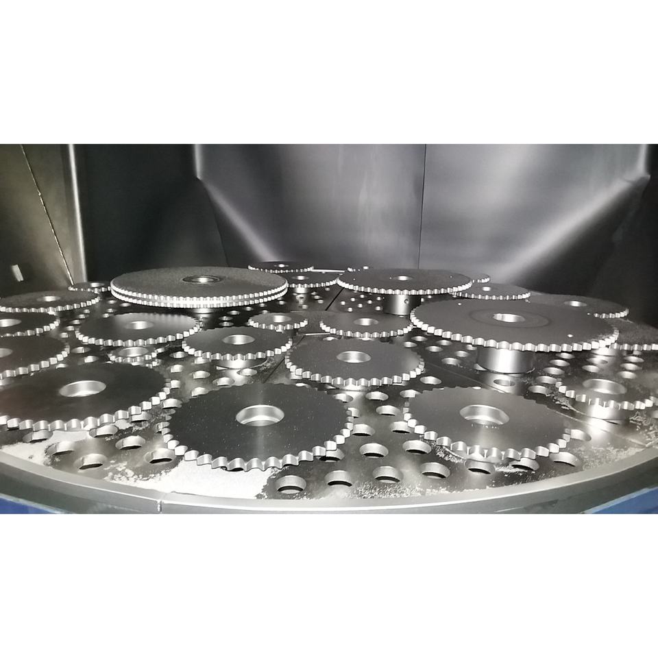 Rotary Table Blasting System with Centrifugal Wheel Cleaning Equipment Parts