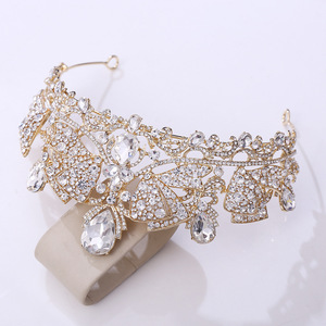 Nouvelle <span class=keywords><strong>Couronne</strong></span> <span class=keywords><strong>de</strong></span> <span class=keywords><strong>Mariage</strong></span> OEM d'Usine en Plaqué Or <span class=keywords><strong>avec</strong></span> Nœud Papillon en Cristal, Accessoire Cheveux <span class=keywords><strong>de</strong></span> Mariée, Tiare en Strass pour Anniversaire <span class=keywords><strong>de</strong></span> <span class=keywords><strong>Mariage</strong></span> - Product Image 4