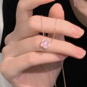 Collier pendentif en argent pur S925 pour femme, style féerique tendance, cœur de fille douce, fleur de cerisier avec diamant rose - Product Image 3