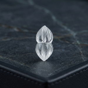 Topacio Blanco Natural, Corte Redondo en Forma de Flor, Gema Suelta, Certificado por Terceros, Venta al Por Mayor de Gopika Exports para la Fabricación de Joyas - Product Image 3