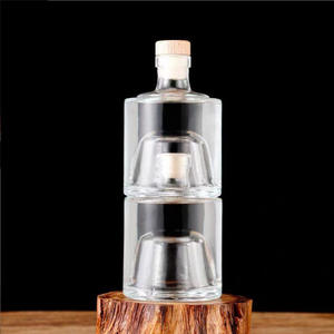 Botellas de Vidrio Mate Apilables de 250 ml para Tequila, Diseño Novedoso para Grabar, Dividir y Combinar - Product Image 6