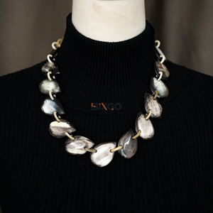 Collar de Cuerno de Búfalo con Forma de Lágrima Geométrica, Cadena Escultural, Regalo Moderno, Joyería Orgánica, Accesorio Versátil, Buen Precio - Product Image 6