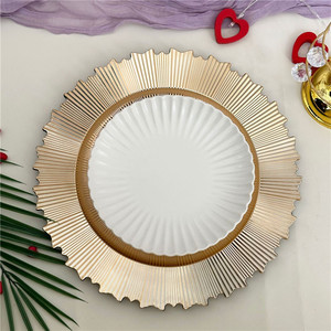 Modernos Platos de Presentación Reutilizables de 13 Pulgadas, Dorados y Plateados, de Plástico con Borde Irregular, para Decoración de Hogar, Bodas, Fiestas y Restaurantes - Product Image 2