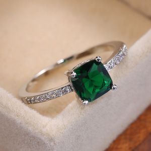 Bague de fiançailles en moissanite taille coussin B2637, argent 925, sertie pavé, pour femme - Product Image 2