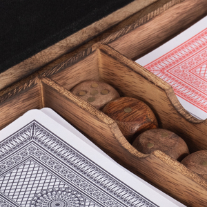 Scatola in legno per carte con dettagli in ottone, set di giochi da tavolo classici per la casa e il soggiorno - Product Image 6