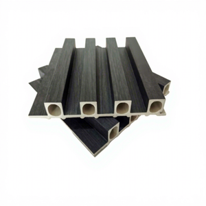 Pannello Murale 3D Scanalato in WPC, Effetto Legno, Impermeabile, Ecologico, Moderno Rivestimento Decorativo per Interni, Strisce 2900x160x24mm - Product Image 1