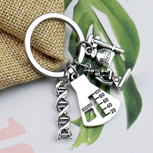 Llavero <span class=keywords><strong>de</strong></span> aleación con colgante <span class=keywords><strong>de</strong></span> joyería popular, diseño <span class=keywords><strong>de</strong></span> microscopio molecular químico, dispositivo experimental para estudiantes <span class=keywords><strong>de</strong></span> medicina, regalos <span class=keywords><strong>de</strong></span> química - Product Image 4